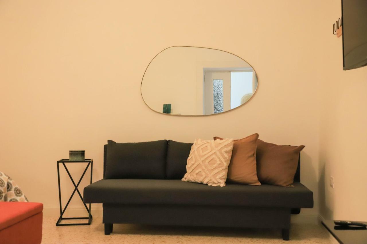 Le Scalette A Santa Chiara Apartment Naples Luaran gambar
