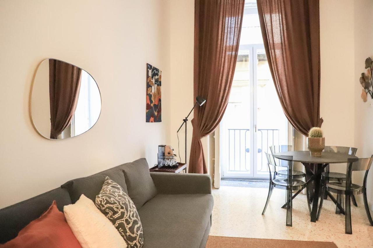 Le Scalette A Santa Chiara Apartment Naples Luaran gambar