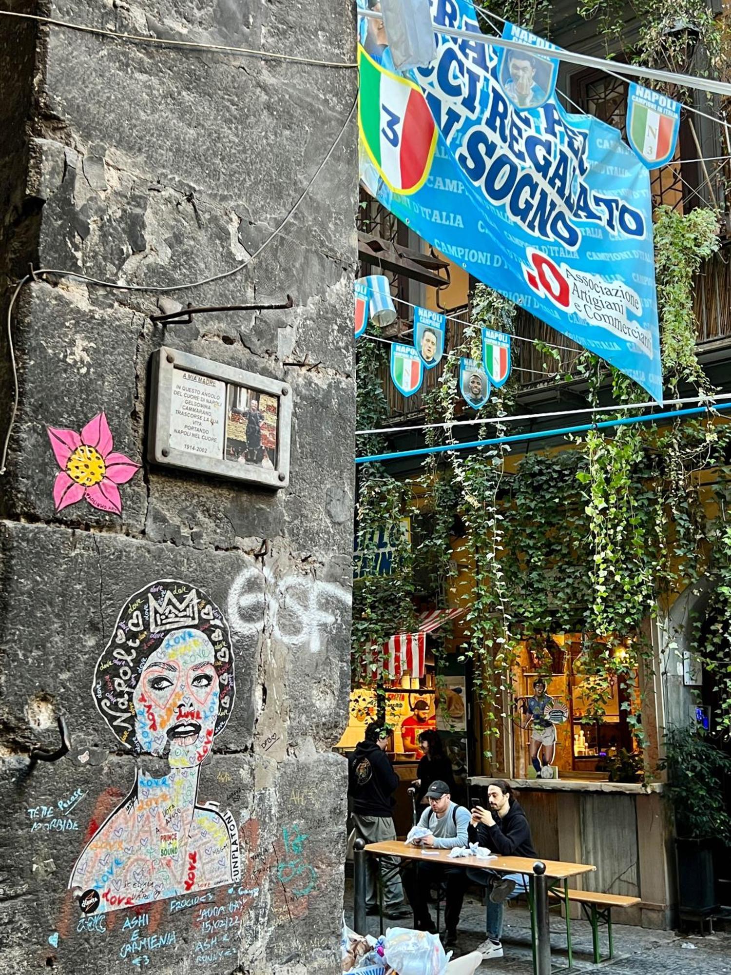 Le Scalette A Santa Chiara Apartment Naples Luaran gambar
